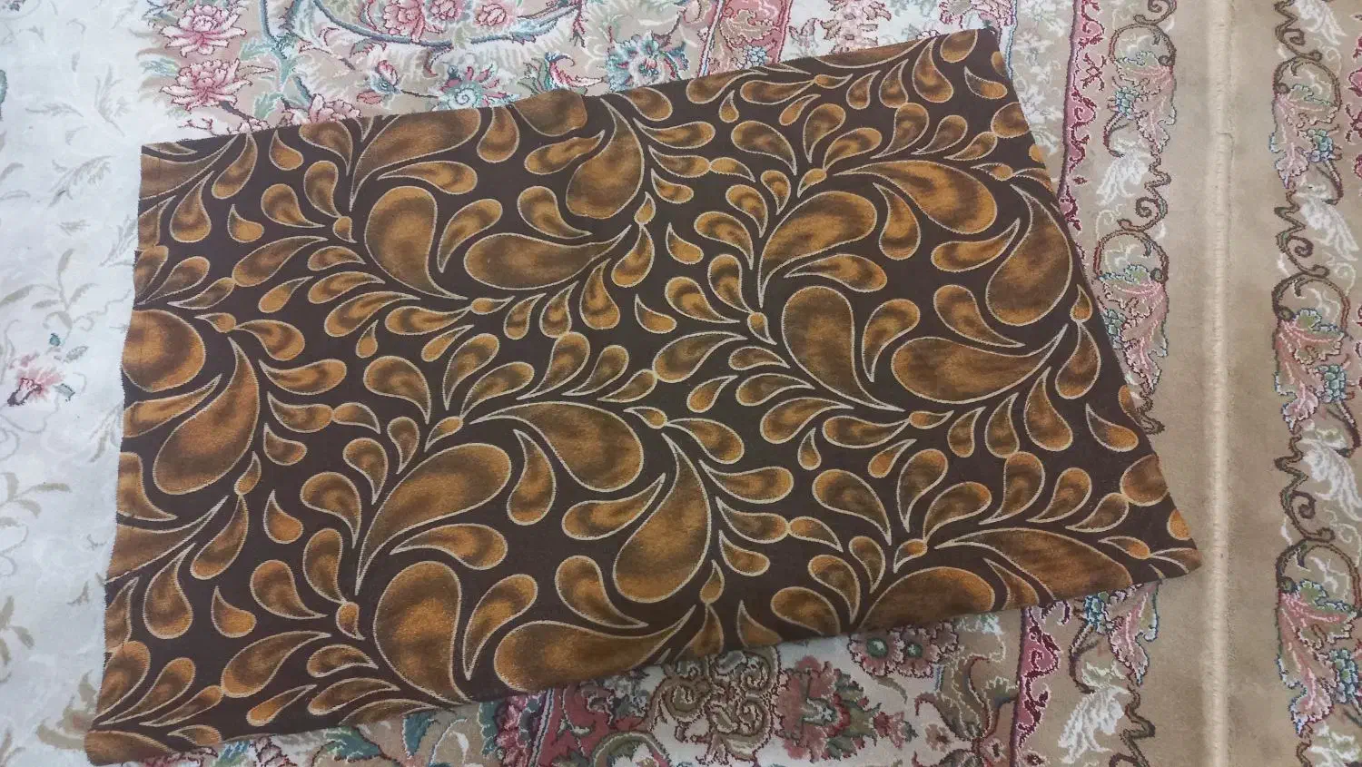 رو تختی تشک دو نفره تخت (زیپی) و روبالشتی|سرویس روتختی|تهران, زنجان جنوبی|دیوار