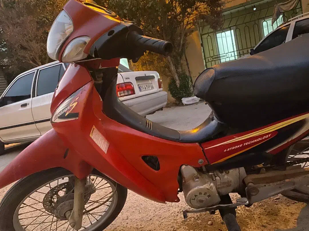 فروش موتور ۱۲۵ طرح ویو لیزر|موتورسیکلت|بندر دیر, |دیوار