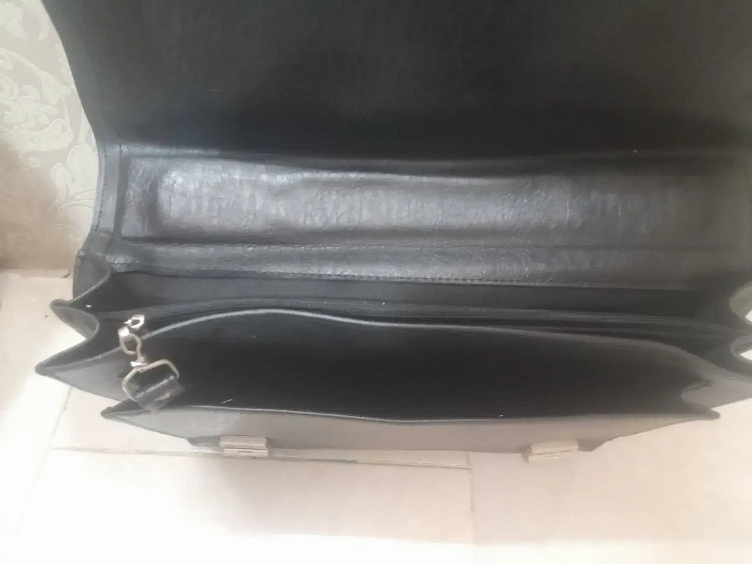 کیف اداری|کیف، کفش، کمربند|اراک, |دیوار