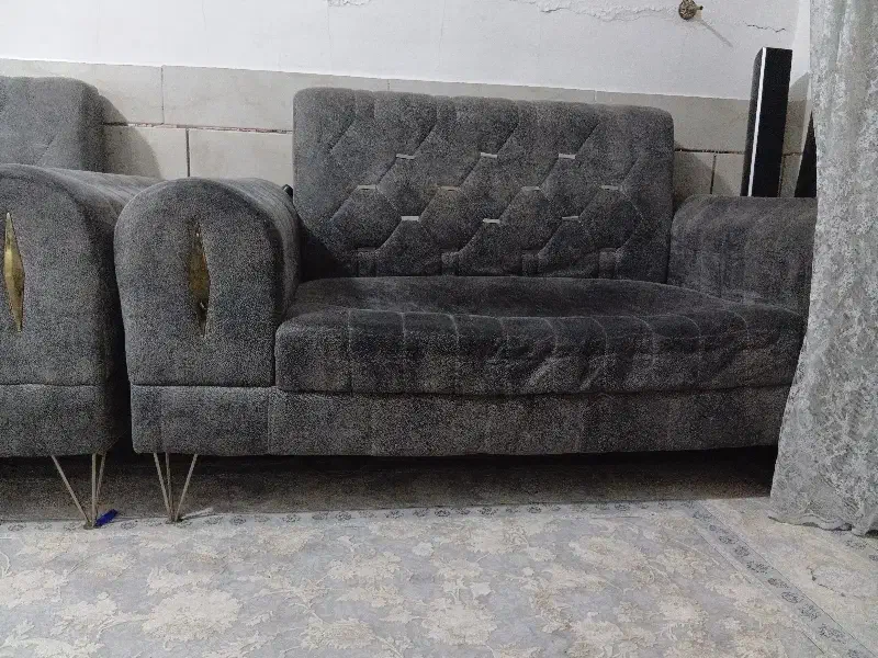 مبل در حد نو|مبلمان خانگی و میز عسلی|فلاورجان, |دیوار