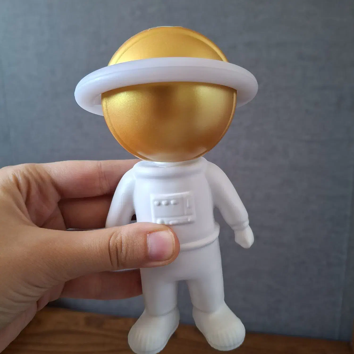 چراغ خواب فضانورد|چراغ خواب و آباژور|اصفهان, وحید|دیوار