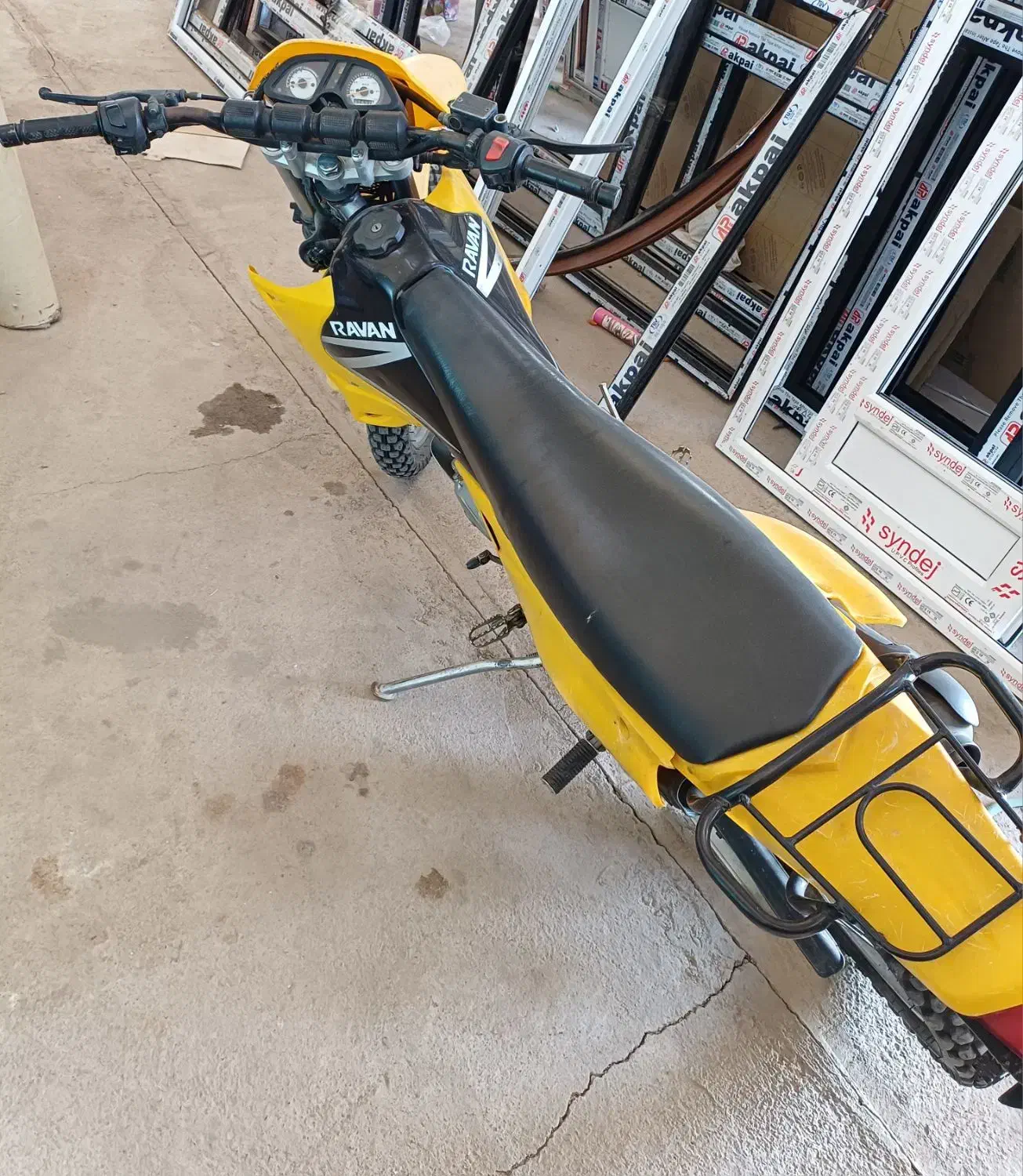 تریل 200سی سی|موتورسیکلت|بافق, |دیوار