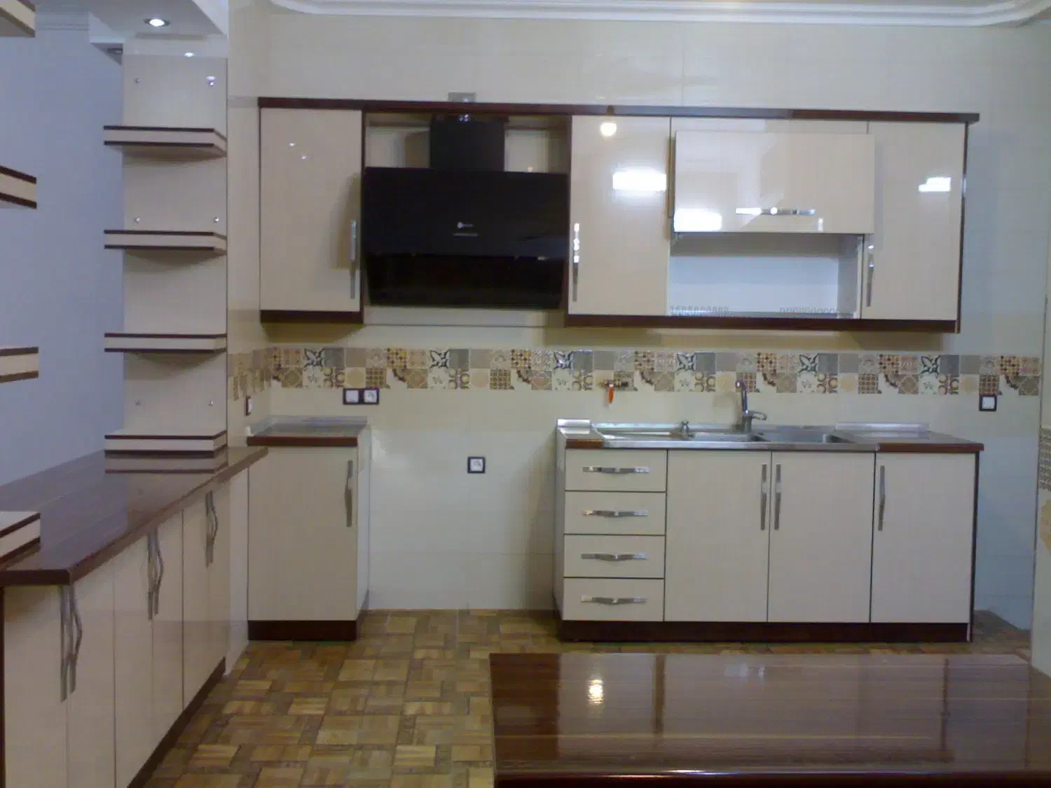 رهن و اجاره منزل مسکونی ویلایی|اجارهٔ خانه و ویلا|کازرون, |دیوار