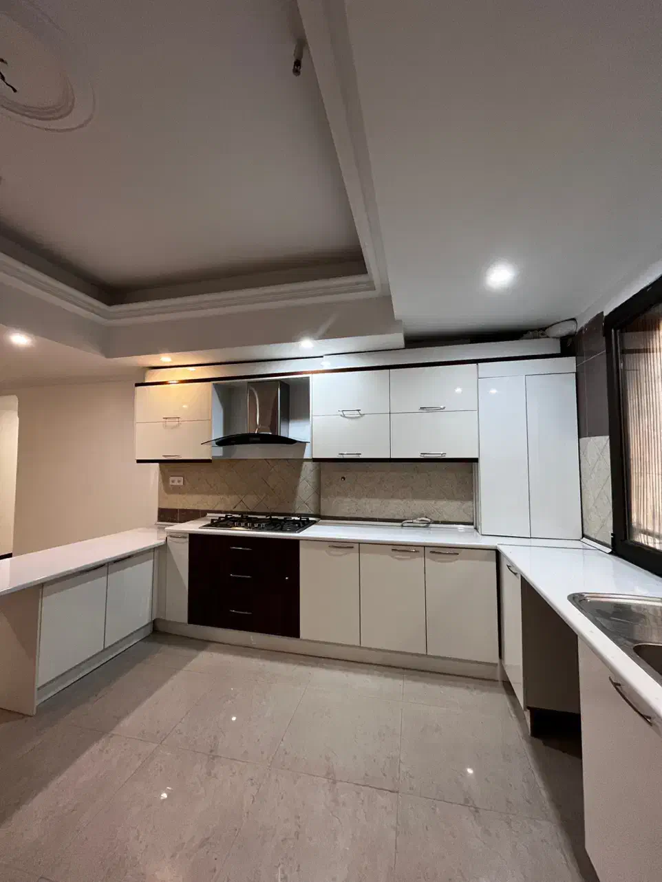 ۱۸۰ متر ۳خواب کوهسار درکه فول