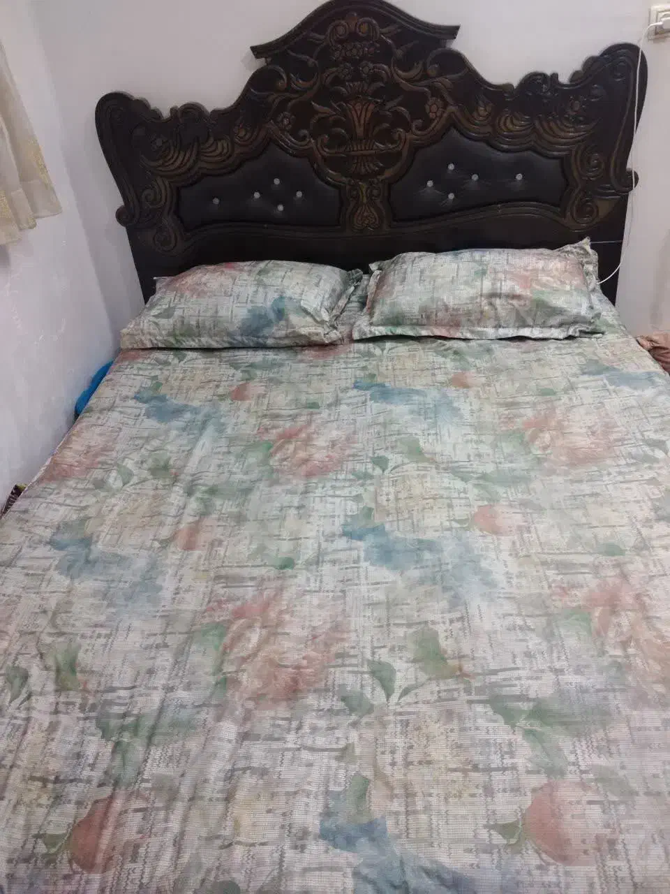 تخت ۲نفره|تخت و سرویس خواب|قم, باغ پنبه|دیوار