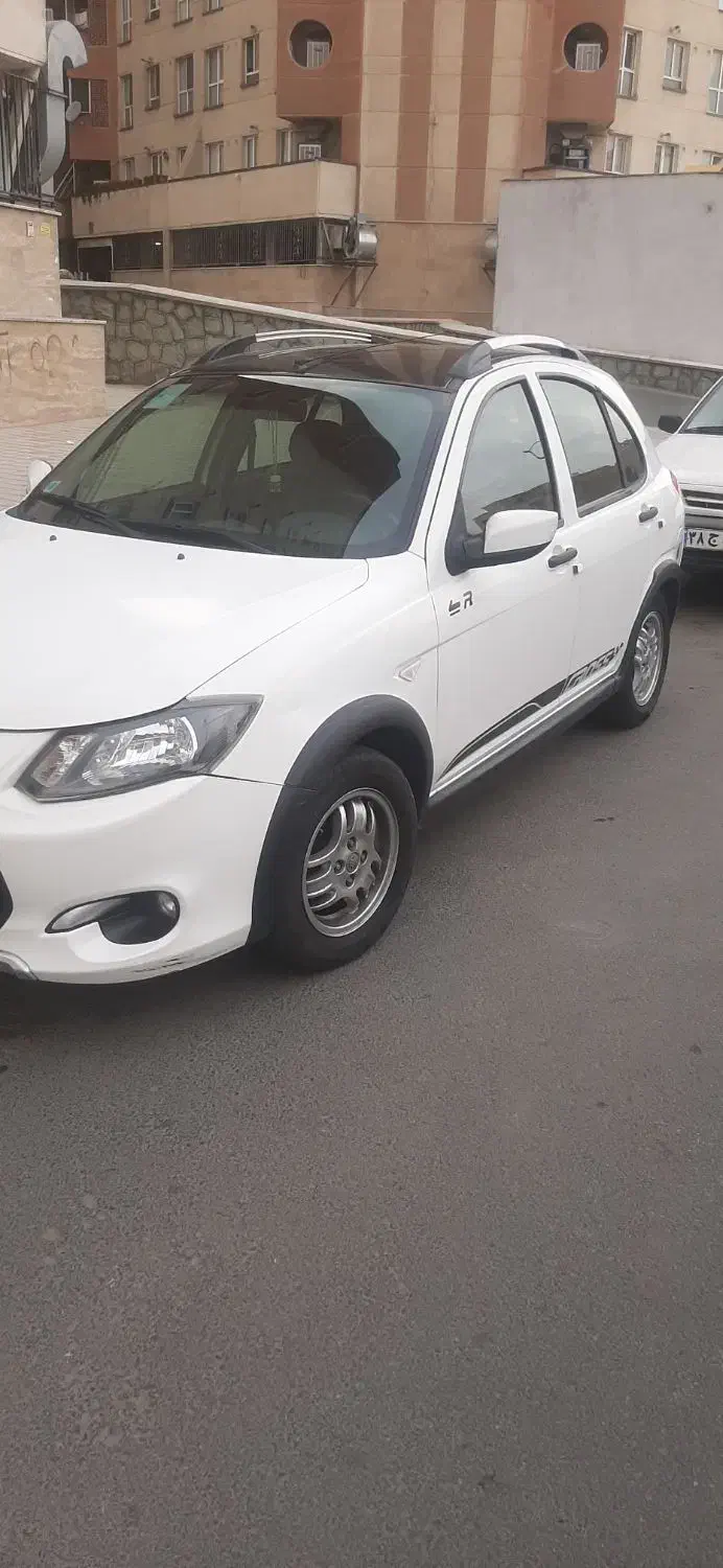 خودرو کوییکr|خودرو سواری و وانت|تهران, صاحب الزمان|دیوار