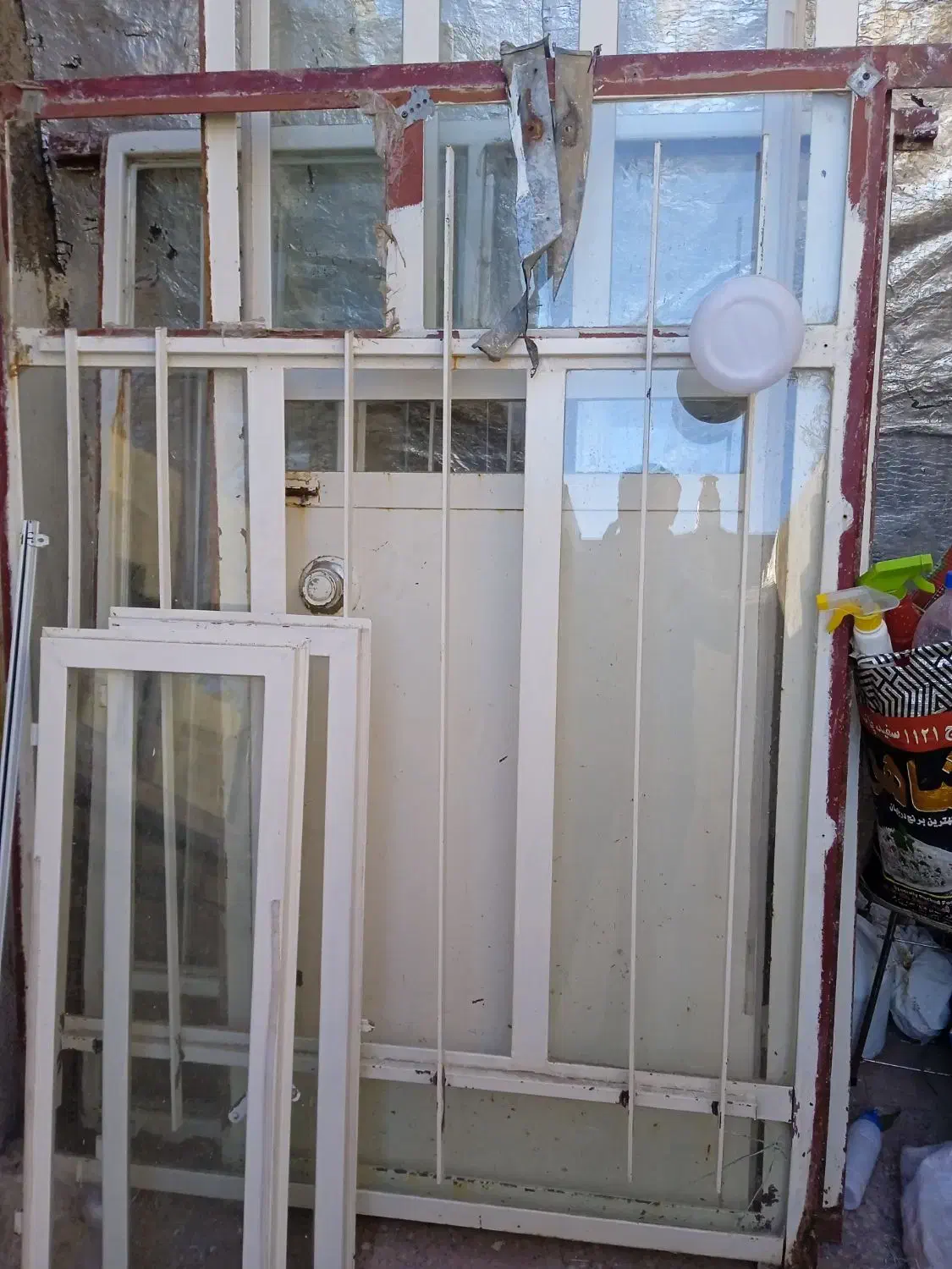 پنجره|مصالح و تجهیزات ساختمان|دلبران, |دیوار