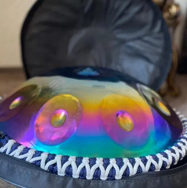 هنگ درام نو|درام و پرکاشن|اصفهان, کوی ولی عصر|دیوار