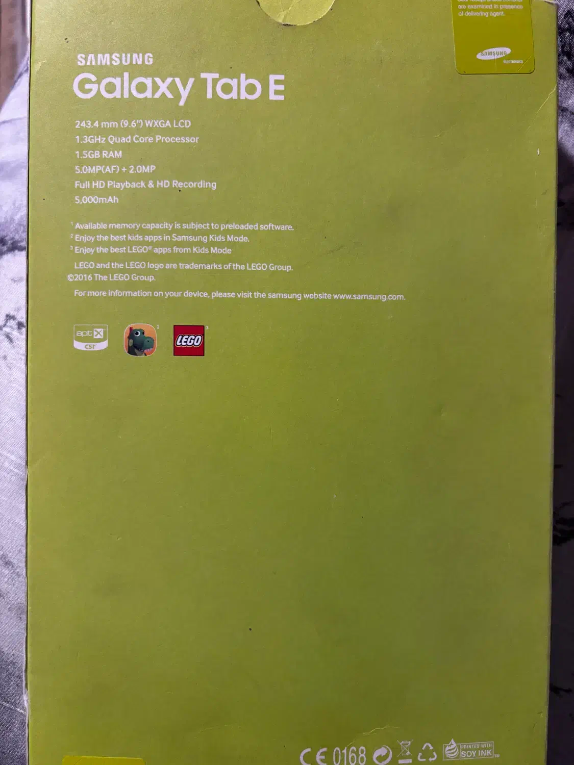 تبلت|تبلت|تهران, درختی|دیوار