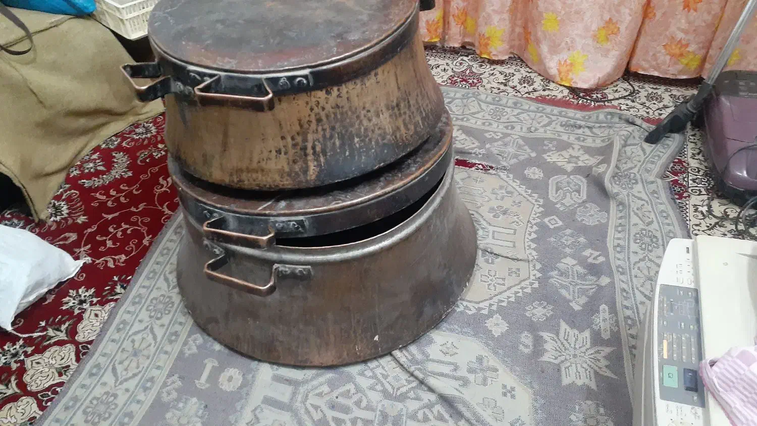 ظروف مس قدیمی|کلکسیون اشیاء عتیقه|بیرجند, |دیوار