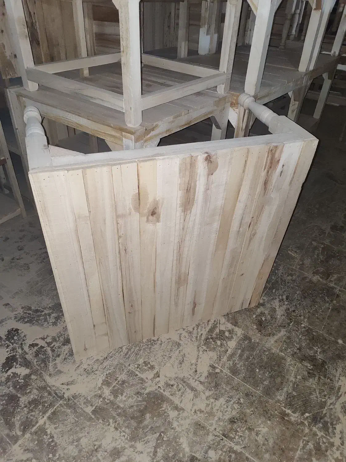 کرسی چوبی|بخاری، هیتر، شومینه|قم, بیست متری ولیعصر|دیوار