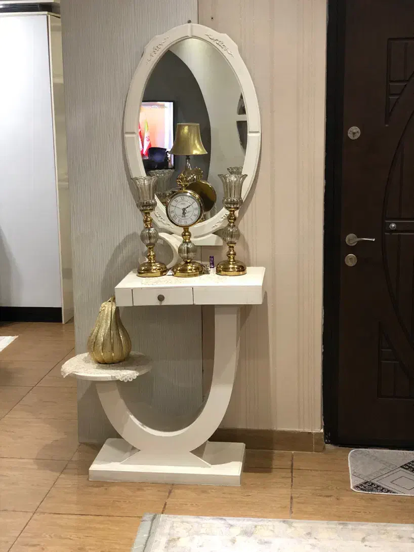 آینه کنسول|بوفه، ویترین، کنسول|رشت, گلسار|دیوار