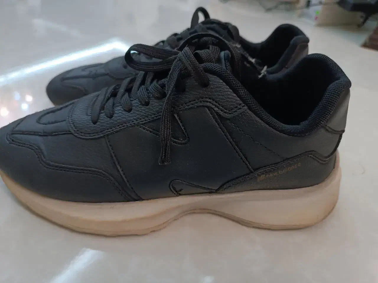 کیف وکفش|کیف، کفش، کمربند|اراک, |دیوار