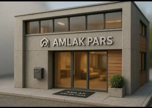 مغازه ۱۴۰ متر بر میدان سه راه ورامین|اجارهٔ مغازه و غرفه|ری, شهید غیوری (ابن باویه)|دیوار