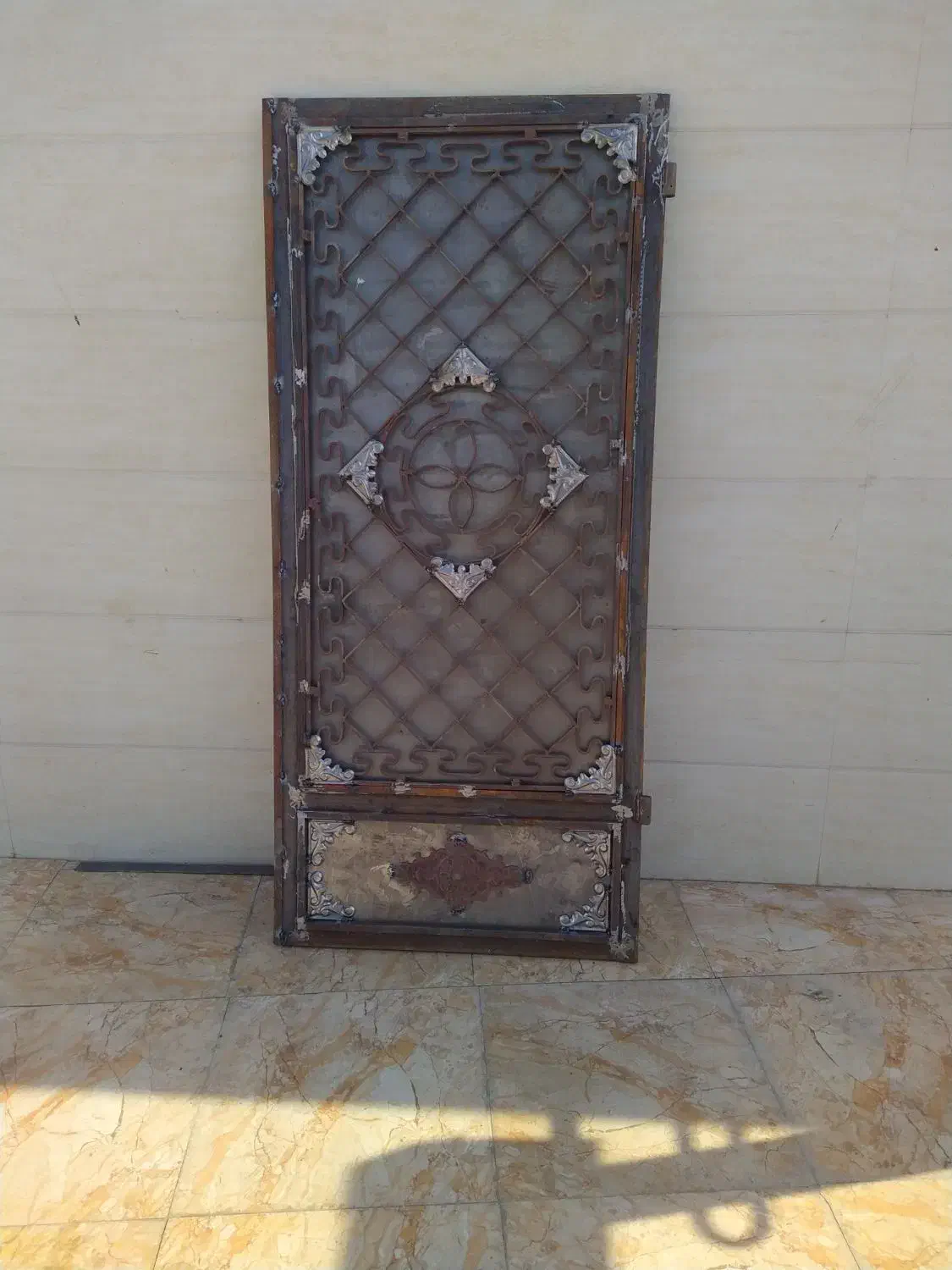 با سلام خدمت همه جوشکار درب و پنجره و سایبان|خدمات پیشه و مهارت|سوسنگرد, |دیوار