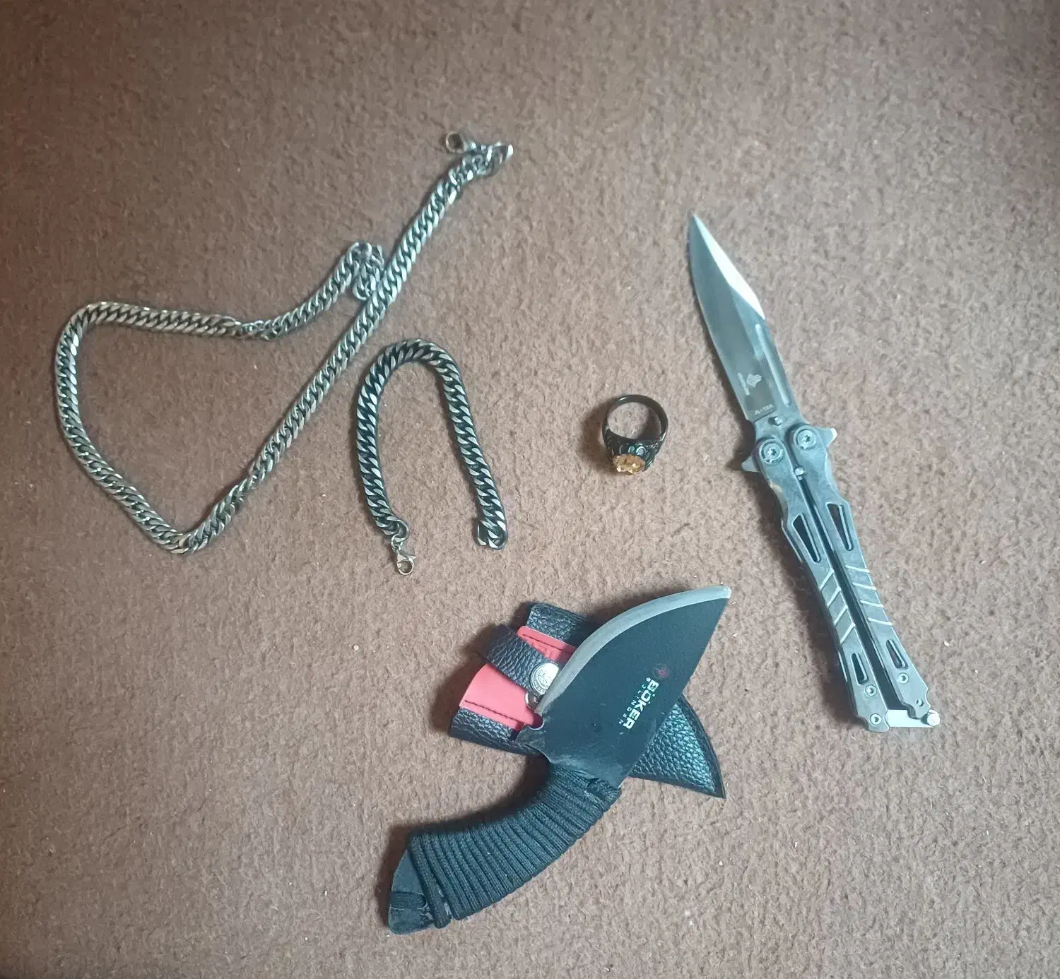 چاقو زنجیر|کلکسیون اشیاء عتیقه|اردبیل, |دیوار