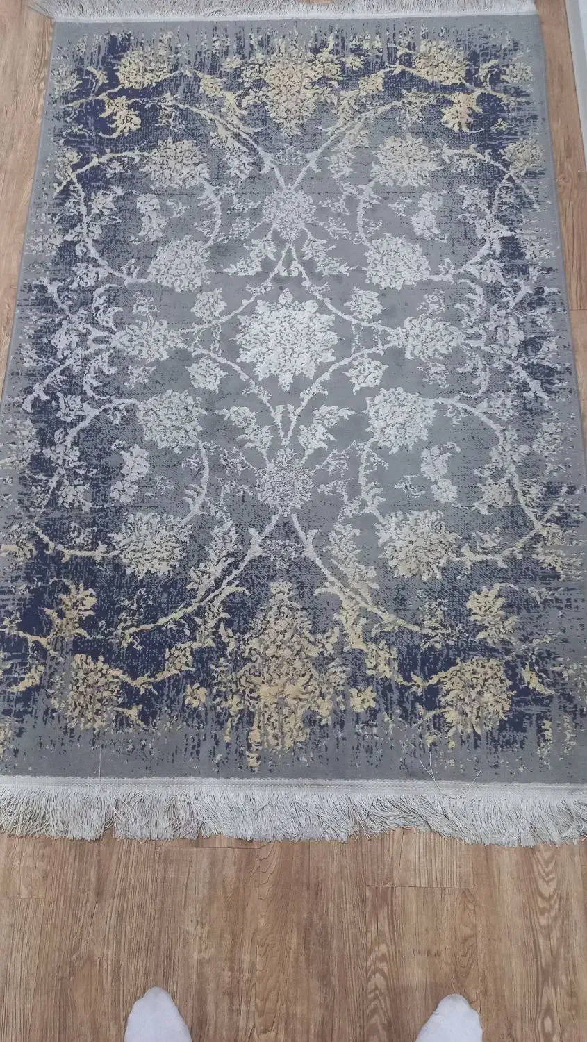 فرش یک در یکو نیم|فرش|رشت, کوی جام جم|دیوار