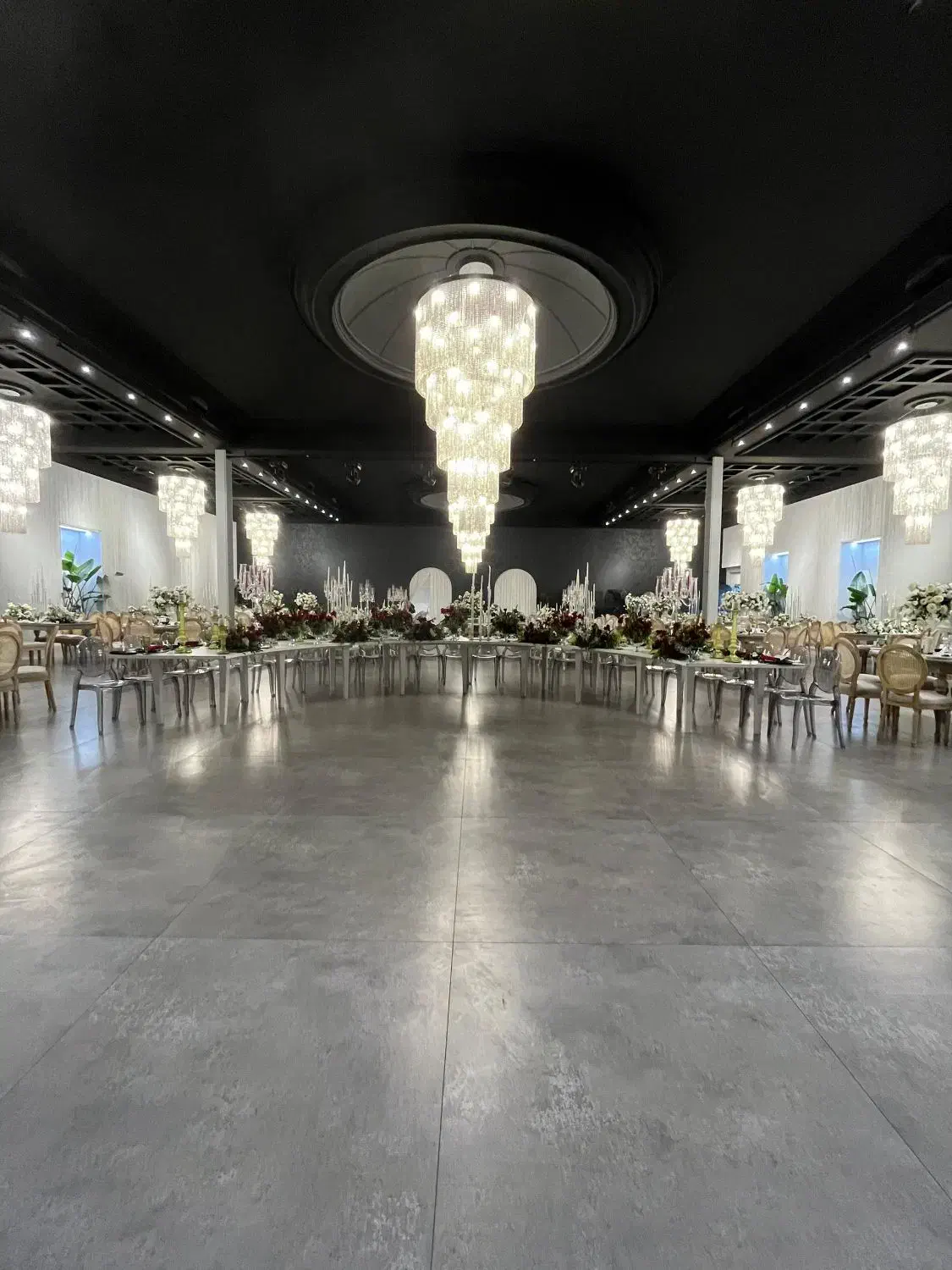 اجاره اسلاید شو و تی وی سامسونگ با اپراتور|تلویزیون و پروژکتور|تهران, پرستار|دیوار