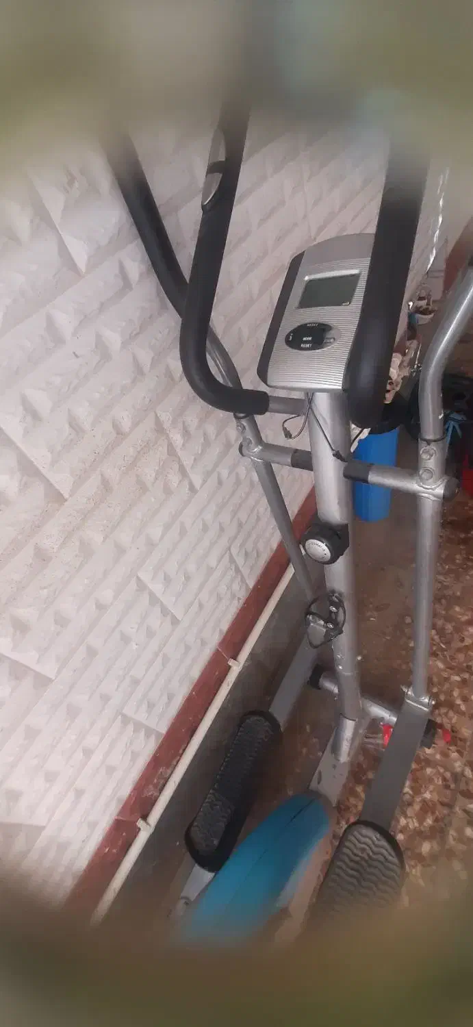 اسکی فضایی در حد نو|تجهیزات ورزشی|دوگنبدان, |دیوار