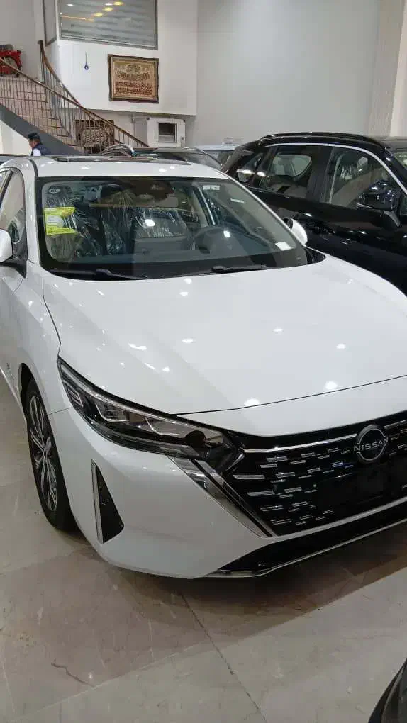 نیسان سیلفی سفیدصدفی ۲۰۲۴|خودرو سواری و وانت|مشهد, عنصری|دیوار