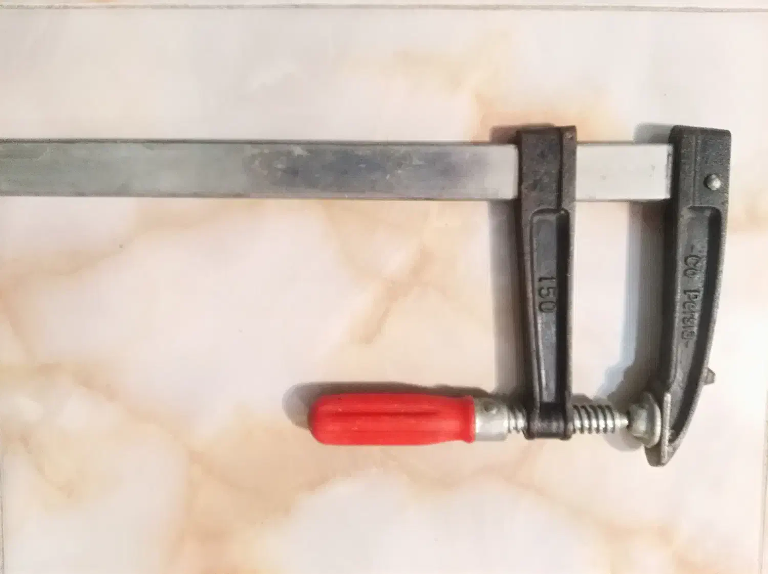 ابزار نجاری پیچ دستی تیغ رنده چوب بر دستگیره فن|ابزارآلات|شیراز, اکبر آباد|دیوار