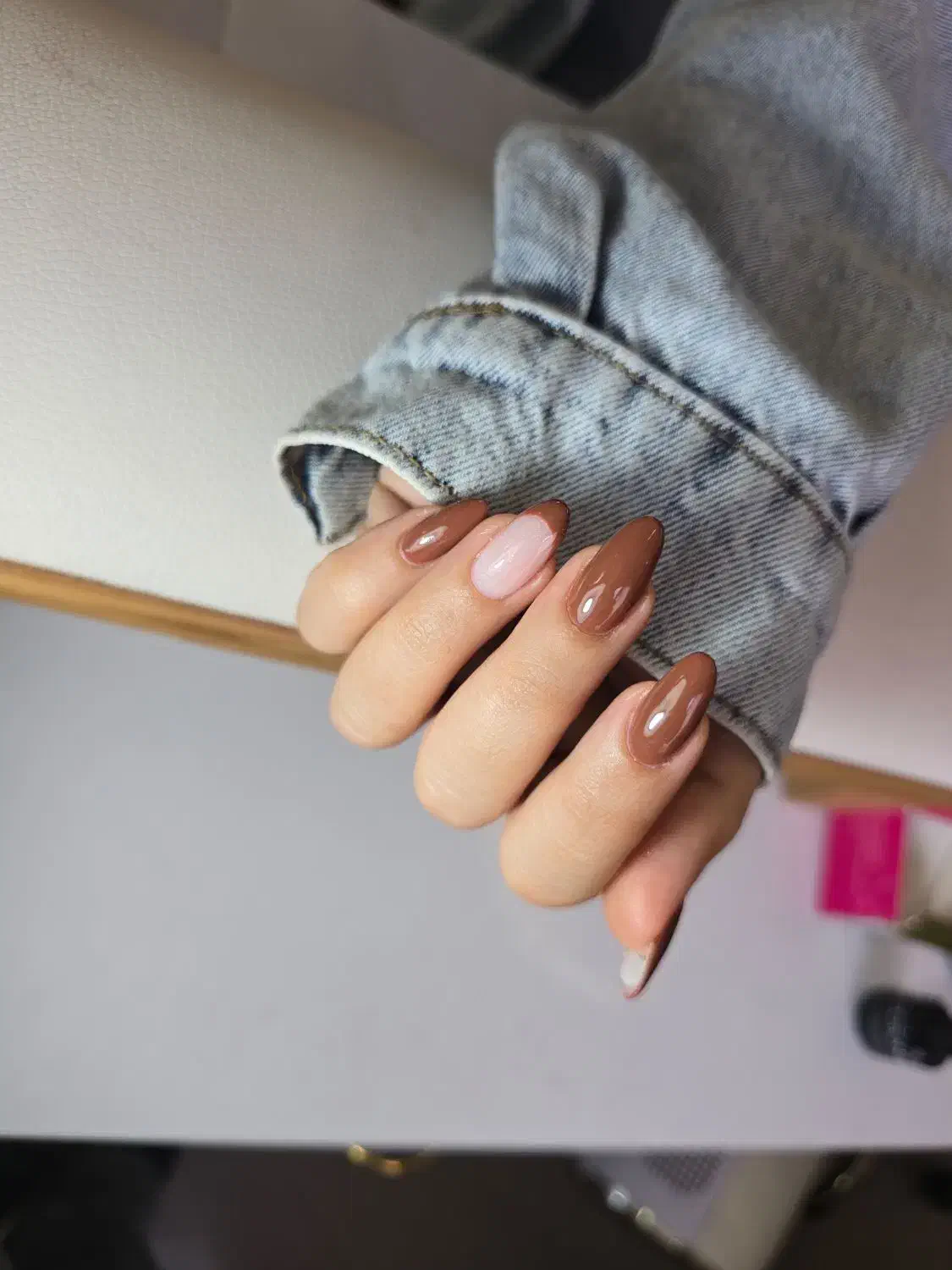 کاشت ناخن|خدمات آرایشگری و زیبایی|رشت, صفاری|دیوار