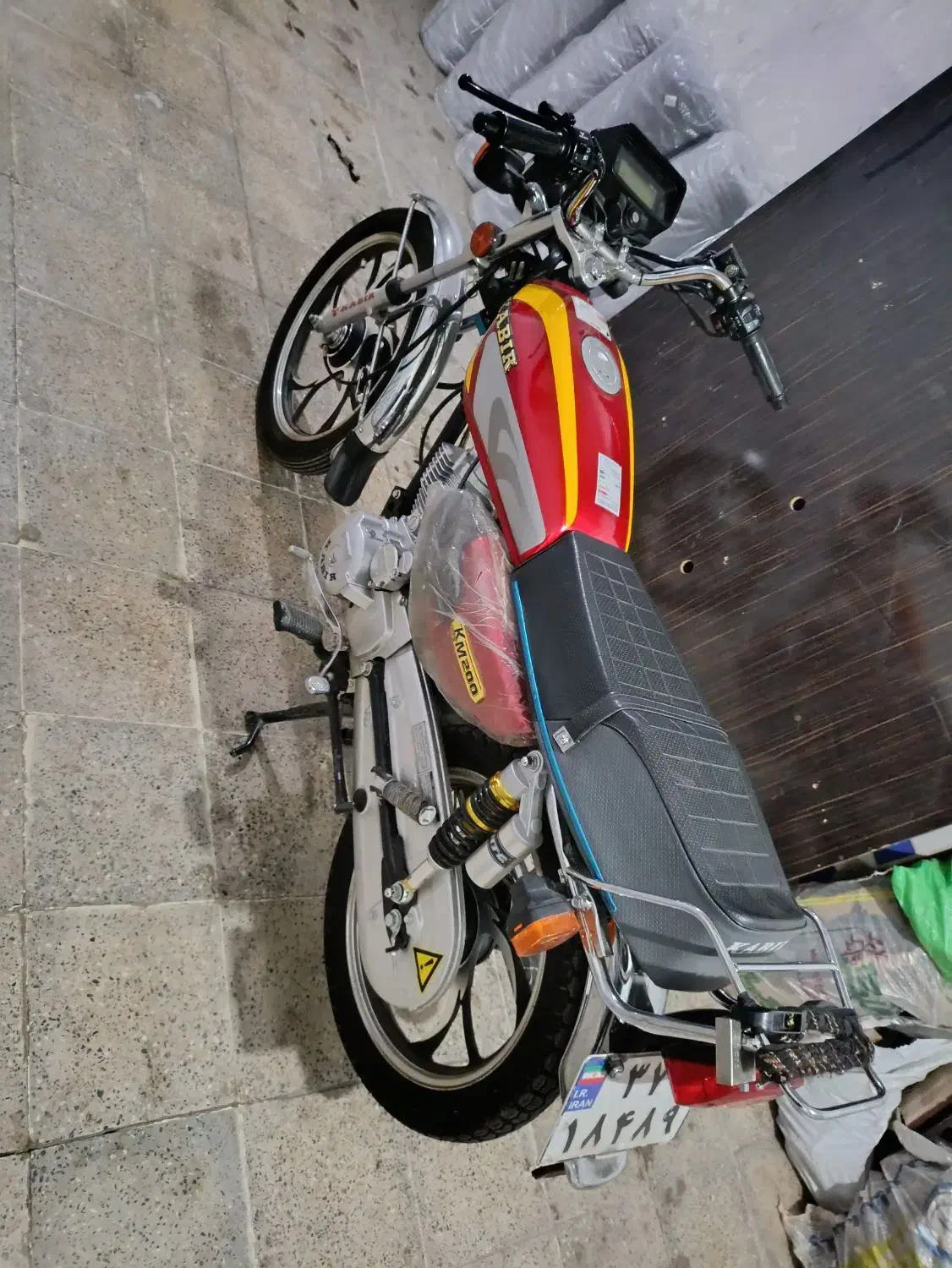 موتور کبیر 200 مدل 1402 درحد صفر عروسک|موتورسیکلت|سقز, |دیوار