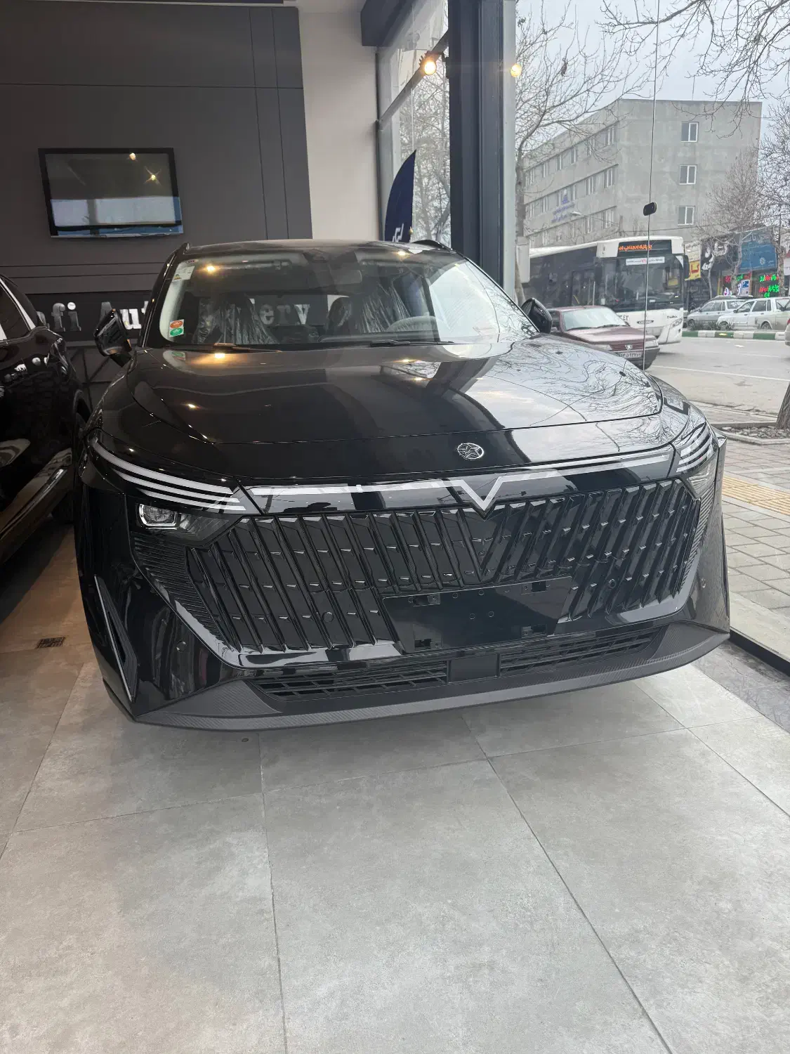 ونوسیا وی انلاین این خودرو پلاگین هایبرید می باشد|خودرو سواری و وانت|مشهد, کوشش|دیوار