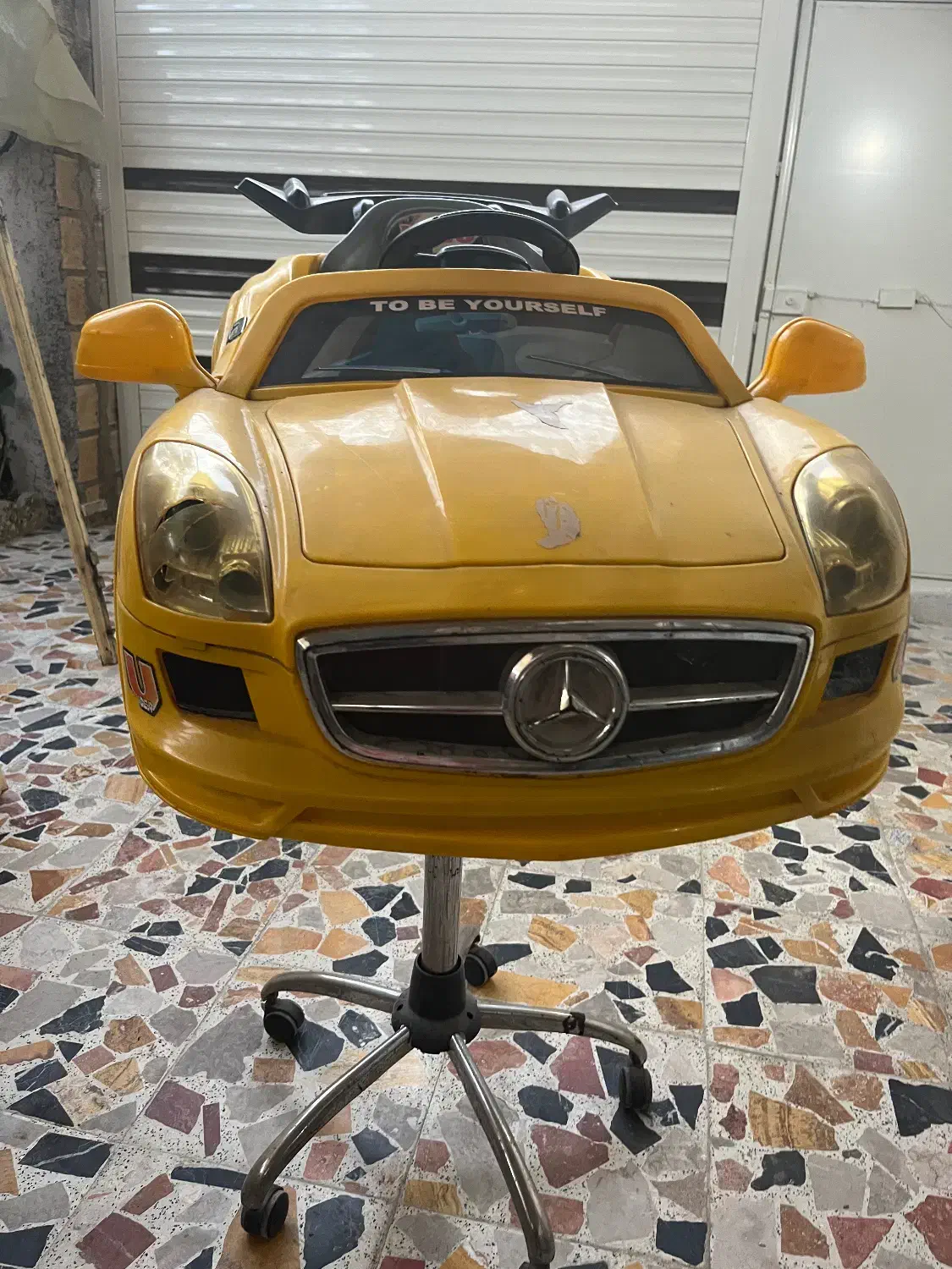 ماشین اصلاح کودک|تخت و صندلی بچه|صومعه‌سرا, |دیوار