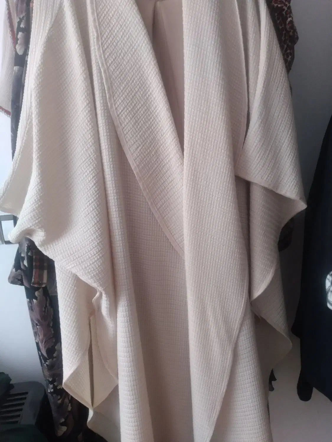 مانتوولباس‌ساحلی|لباس|تربت‌حیدریه, کلاته توکلی|دیوار