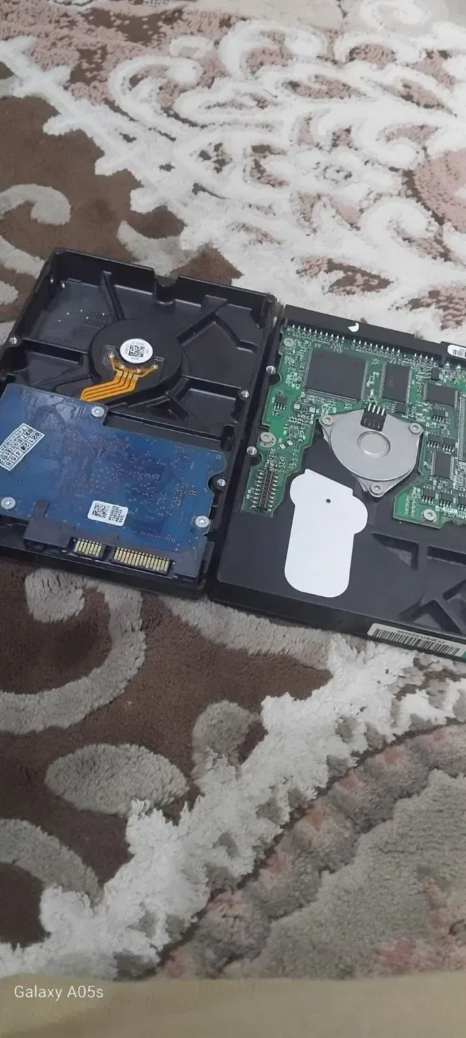 چون مانیتورش را جدا فوروختم|قطعات و لوازم جانبی رایانه|تهران, جلیلی|دیوار