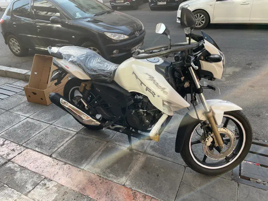 آپاچی مدل ۹۴ کم کار|موتورسیکلت|تهران, خلیج فارس|دیوار