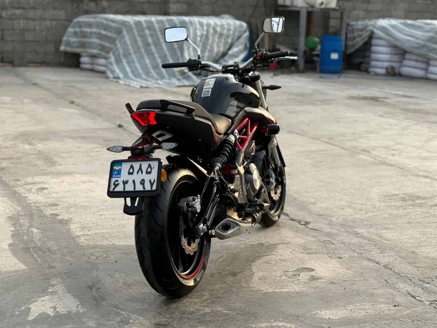 bennelli300 1401 8000Km|موتورسیکلت|رشت, کوی امام رضا|دیوار