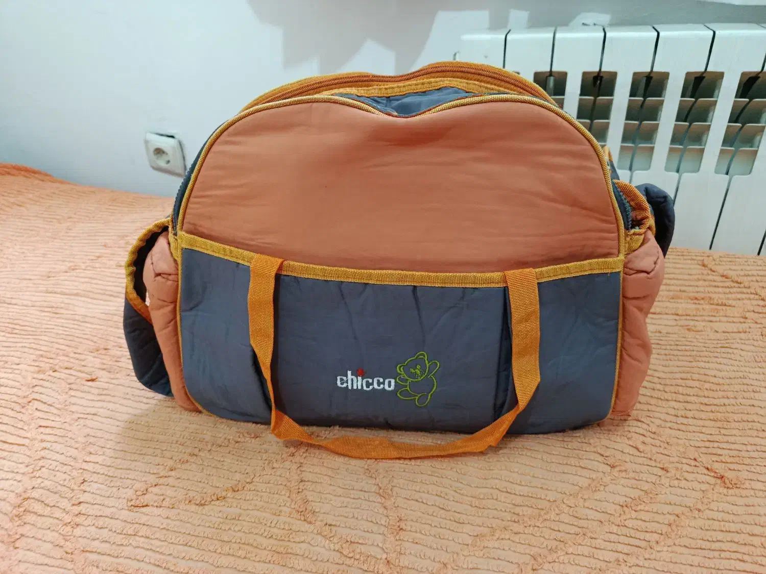 اسباب و وسایل بچه|اسباب و اثاث بچه|بندر انزلی, استادیوم|دیوار