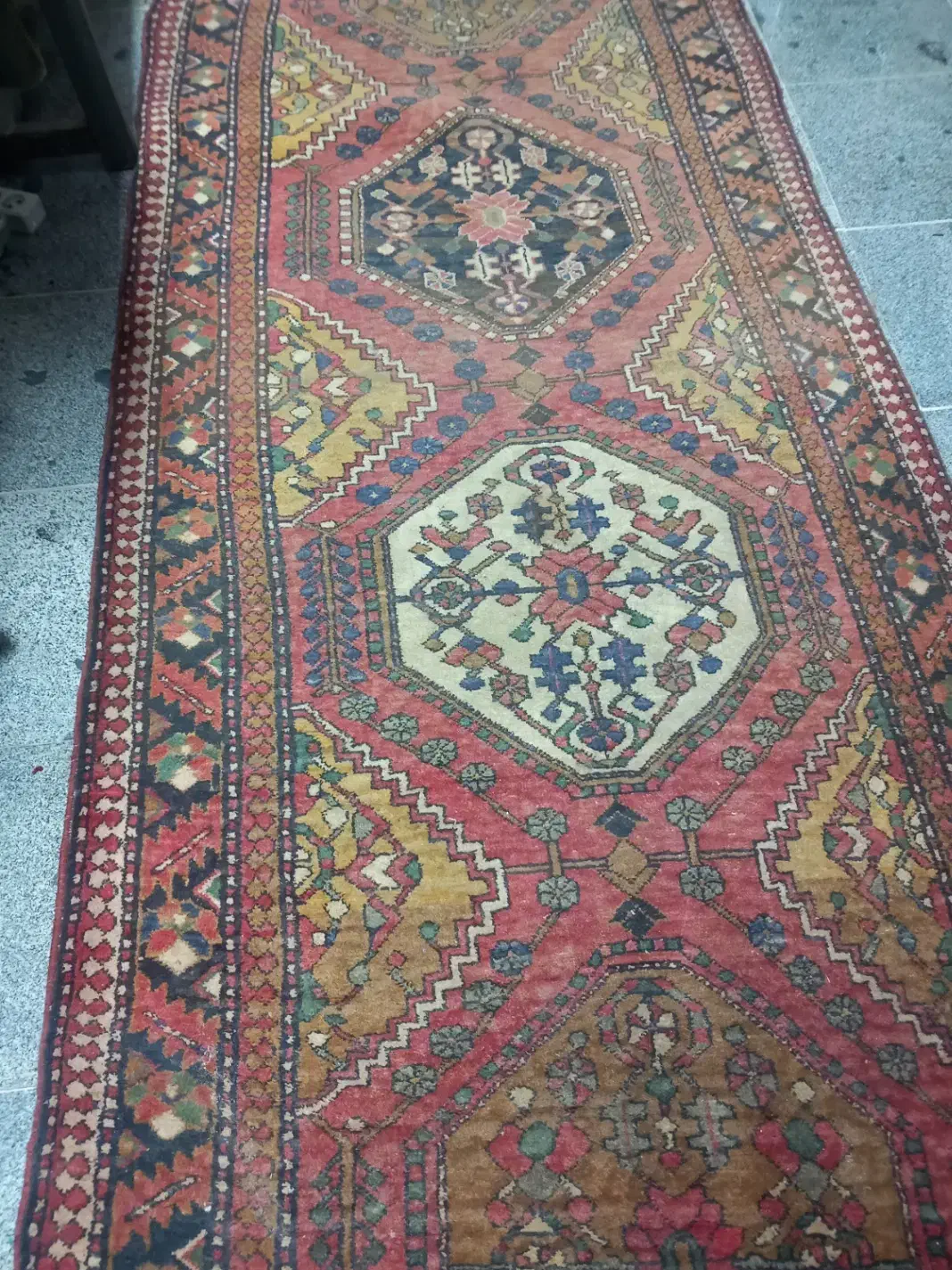 فرش دستباف کارکرده|فرش|اسلامشهر, شهرک قائمیه|دیوار