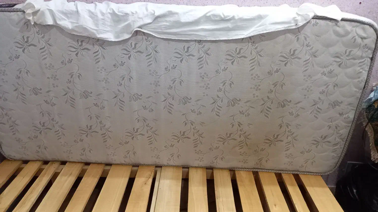 تشک / تخت چوبی|تشک تختخواب|شاندیز, |دیوار