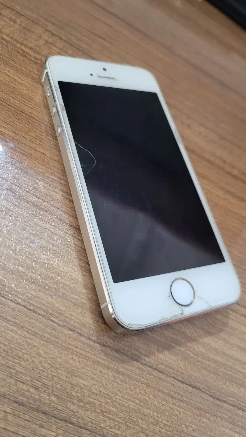 فروش گوشی موبایل آیفون 5s با حافظه ۳۲گیگ|موبایل|جهرم, |دیوار