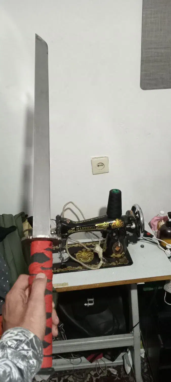 چاقو وشمشیر فروش فوری|کوهنوردی و کمپینگ|محمدشهر, همایون ویلا|دیوار