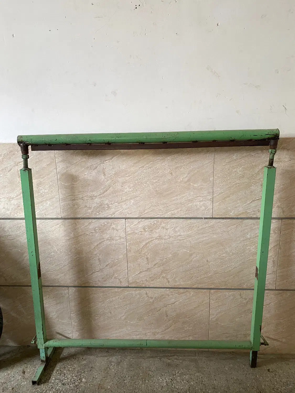 دار قالی|ابزارآلات|بروجرد, |دیوار