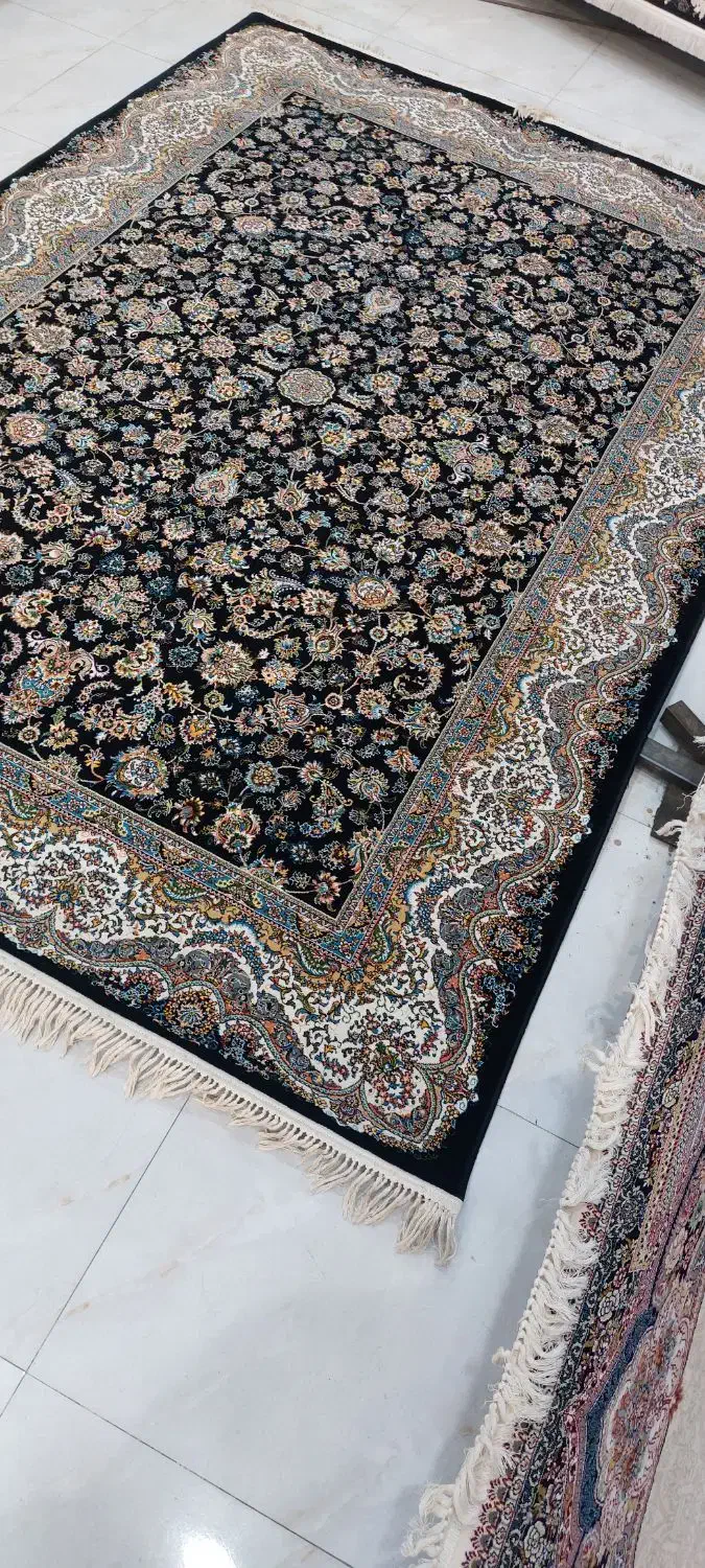 ۲ تخته فرش ۶متری اصل ۷۰۰ شانه تراکم ۲۵۵۰|فرش|نسیمشهر, |دیوار