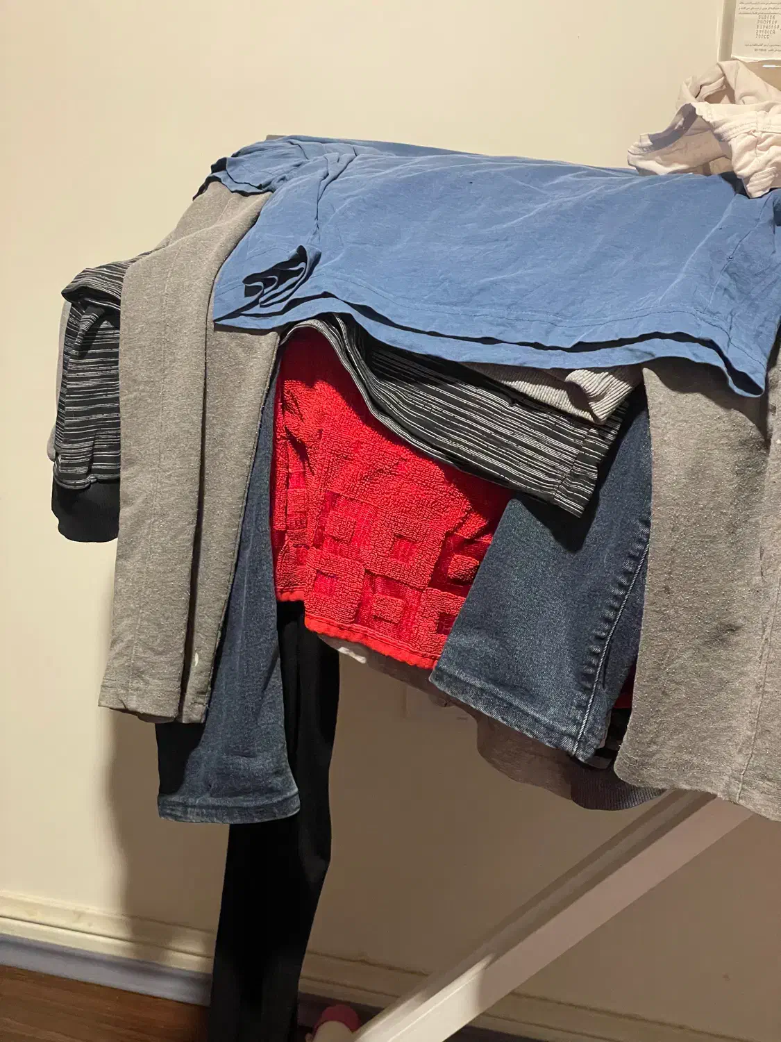 نیروی نظافت خانم|استخدام سرایداری و نظافت|تهران, جنتآباد شمالی|دیوار