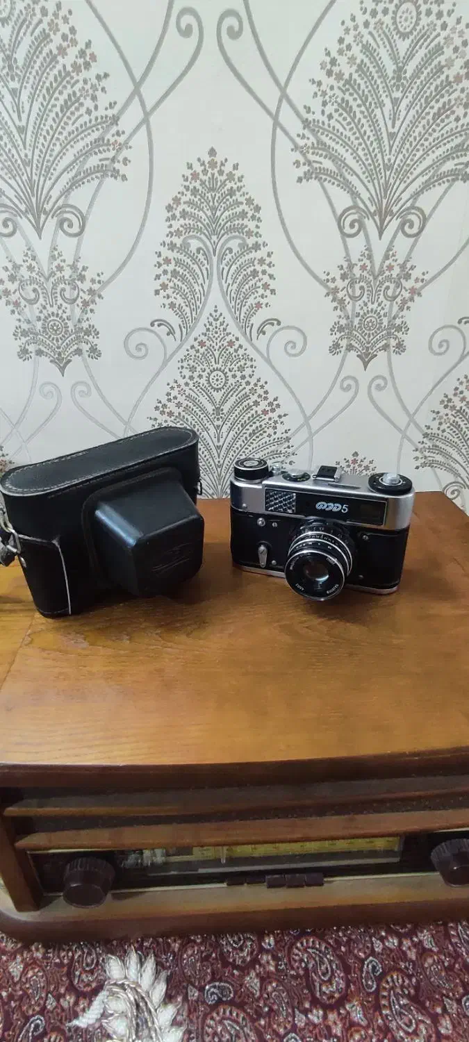 دوربین های قدیمی|دوربین عکاسی و فیلمبرداری|مشهد, راه آهن|دیوار