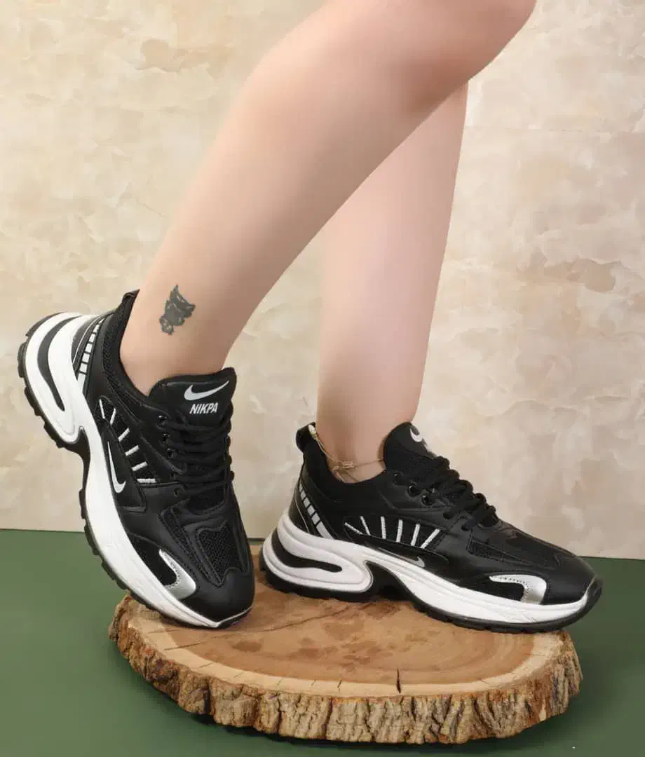 تولیدو پخش عمده کتونی نایک زوم|کیف، کفش، کمربند|اسلامشهر, شهرک توحید|دیوار