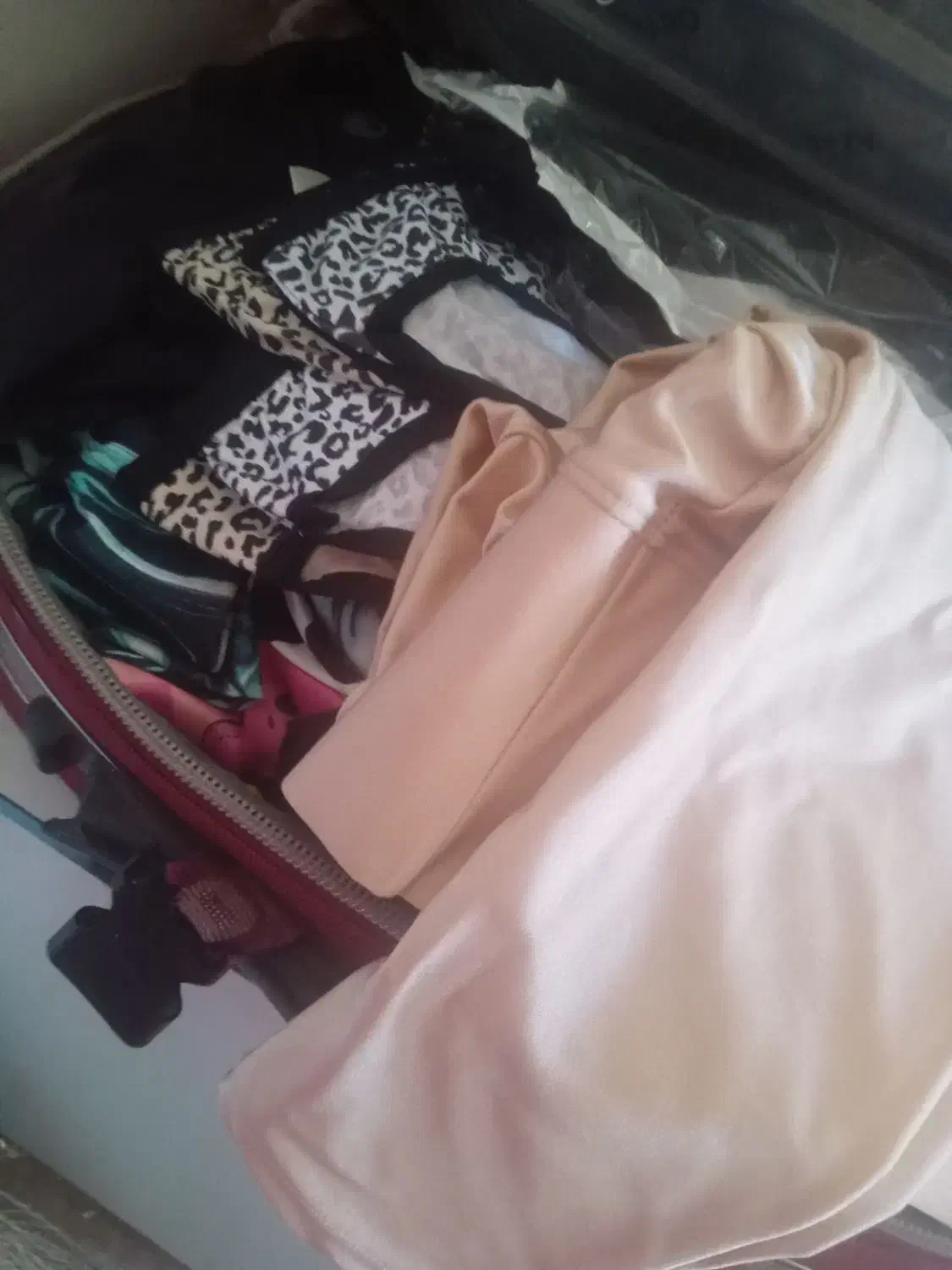 دوستان مغازه لباس زیر داشتم|لباس|نوده انقلاب, |دیوار