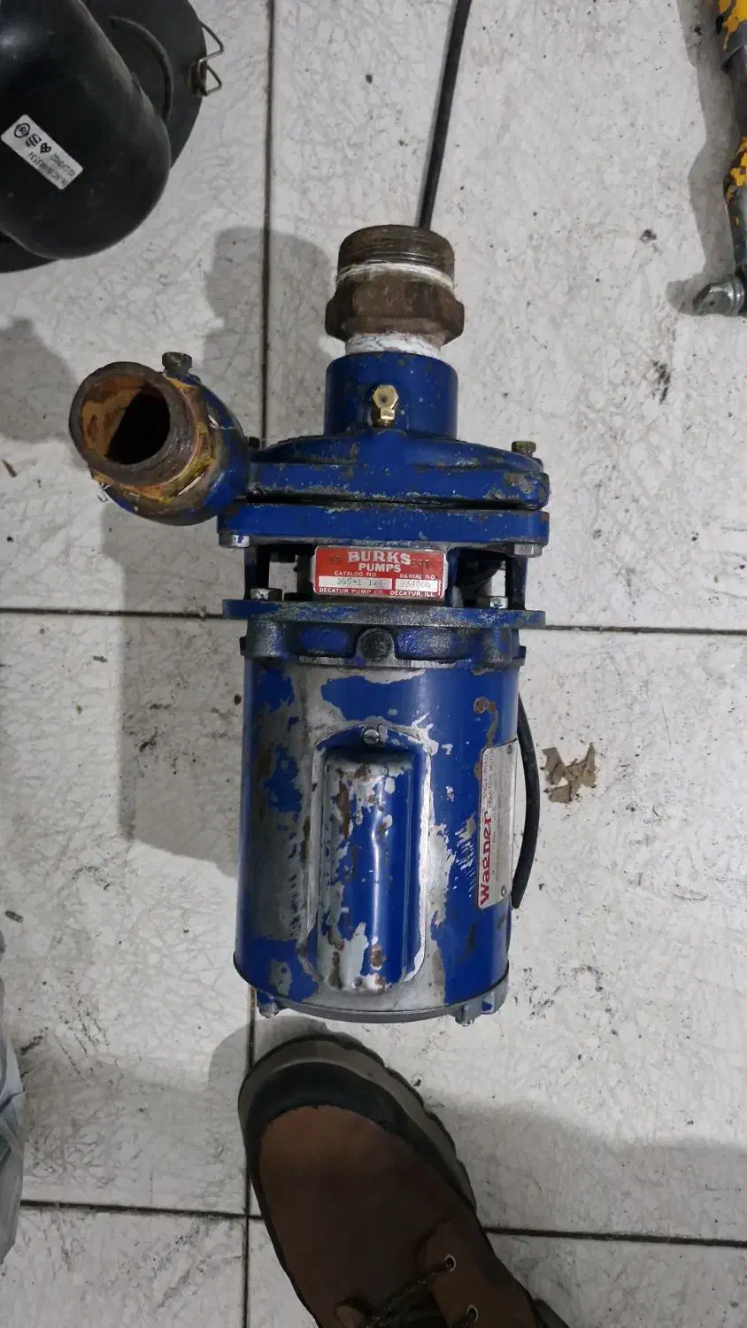 پمپ آب امریکایی|مصالح و تجهیزات ساختمان|تهران, شهرک کوهسار|دیوار