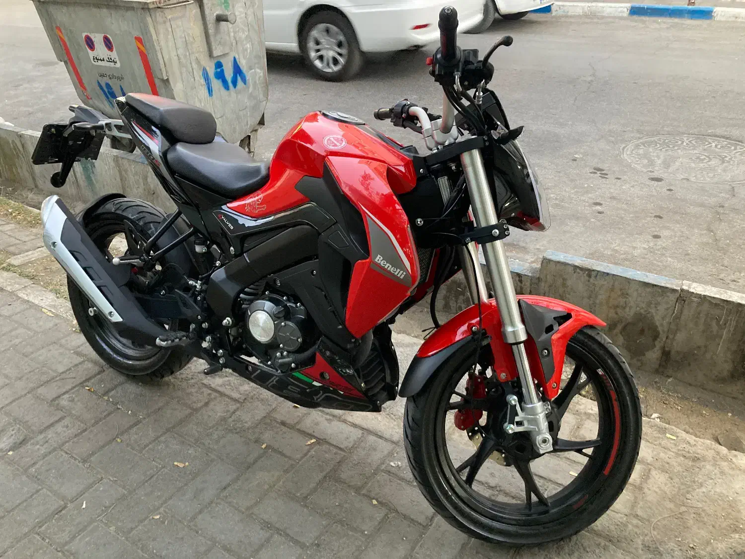 بنلی 180s|موتورسیکلت|خمین, |دیوار