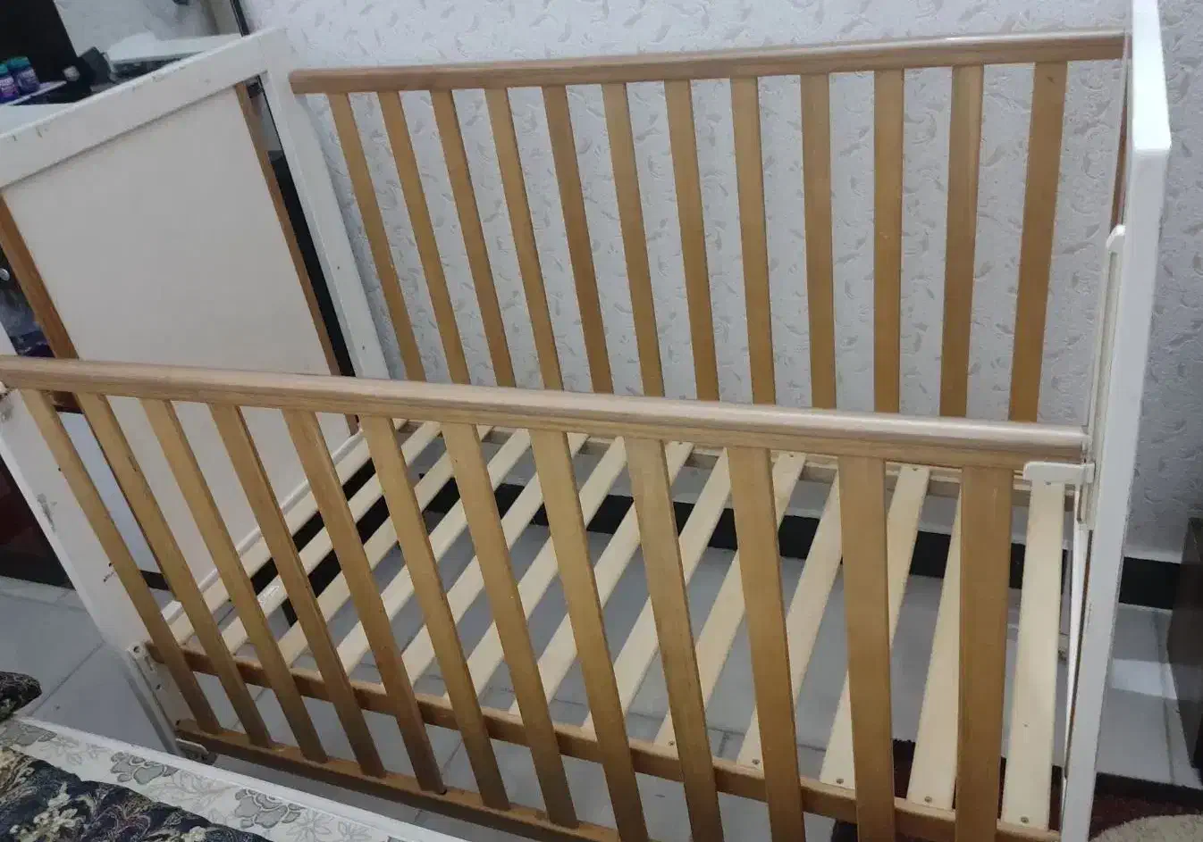 تخت کودک|تخت و صندلی بچه|قشم, |دیوار