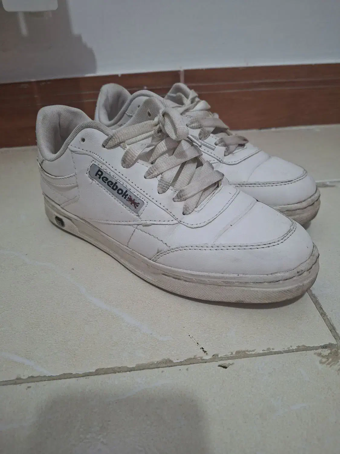 کتانی زنانه|کیف، کفش، کمربند|رشت, کوی مهر|دیوار