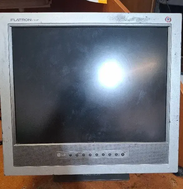 مانیتور|دوربین عکاسی و فیلمبرداری|همدان, |دیوار