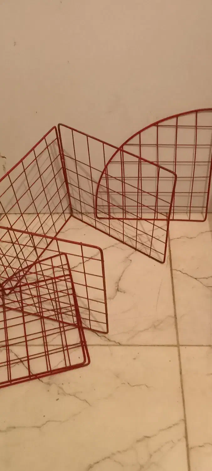 قفسه مشبک با گیره|کتابخانه، شلف، قفسه‌های دیواری|کرمانشاه, |دیوار